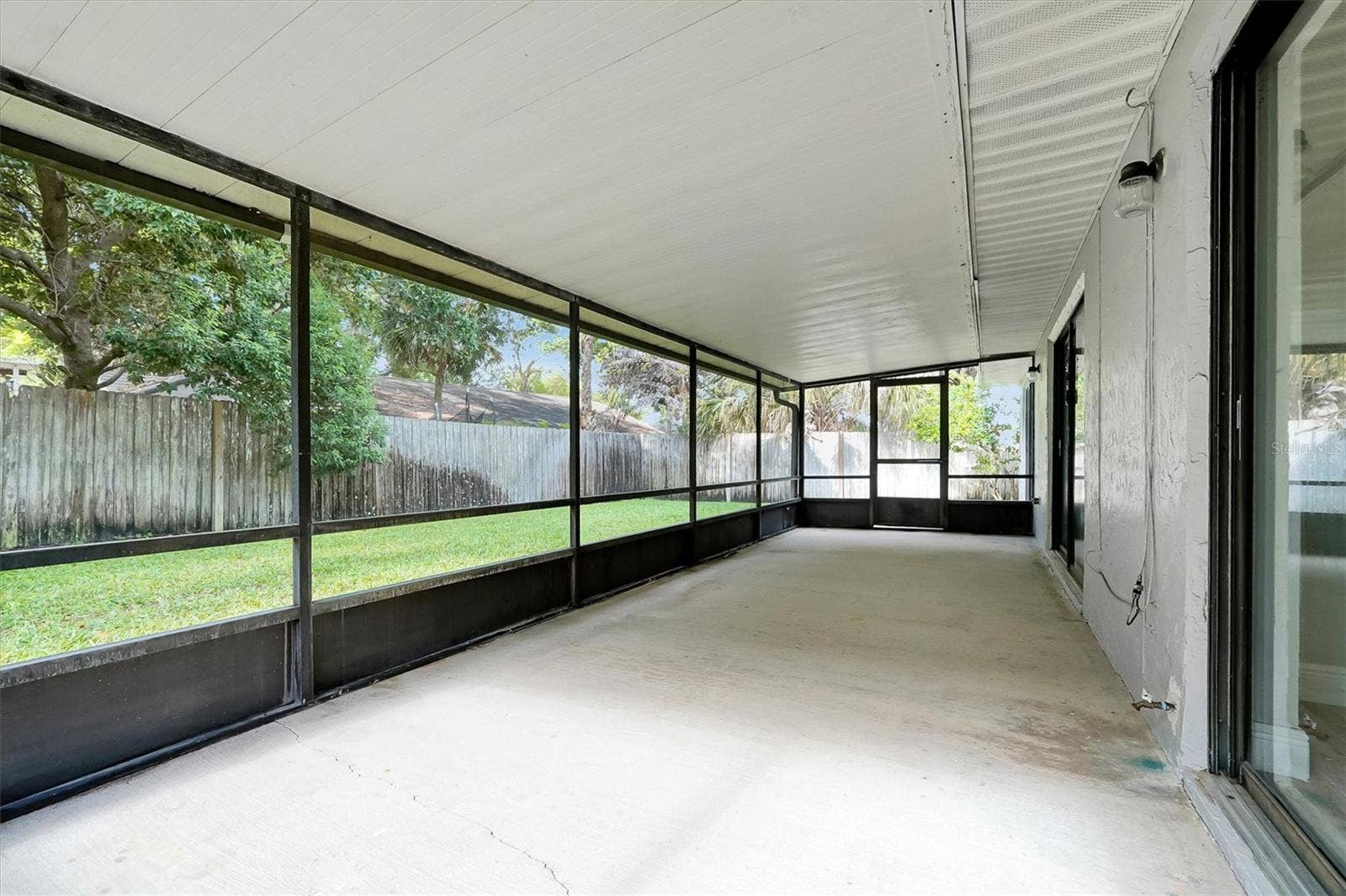 8405 WAIALAE COURT, Orlando, FL 32819 Screen porch