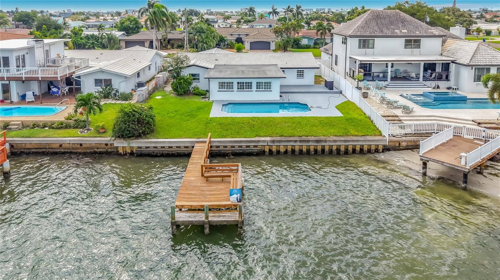 720 CAPRI BOULEVARD, St Petersburg, FL 33706 720 CAPRI BOULEVARD, St Petersburg, FL 33706