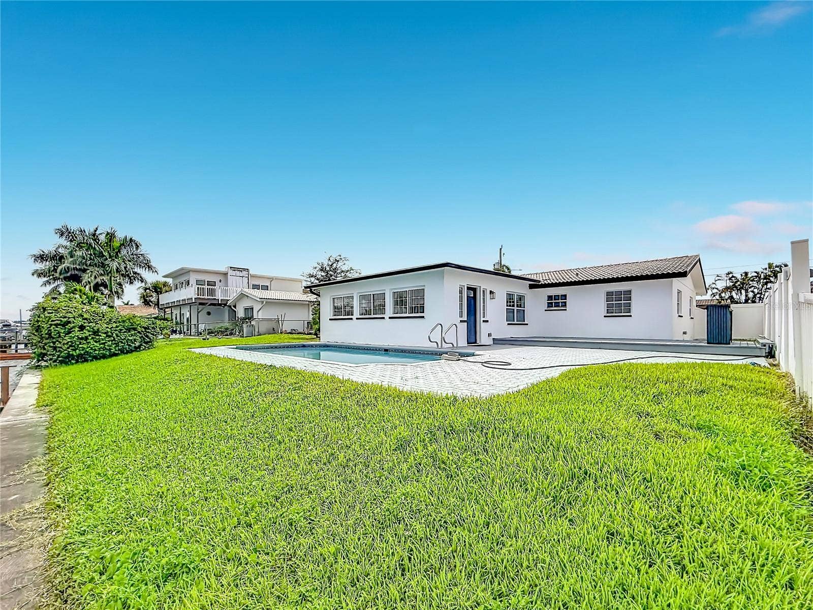 720 CAPRI BOULEVARD, St Petersburg, FL 33706 720 CAPRI BOULEVARD, St Petersburg, FL 33706