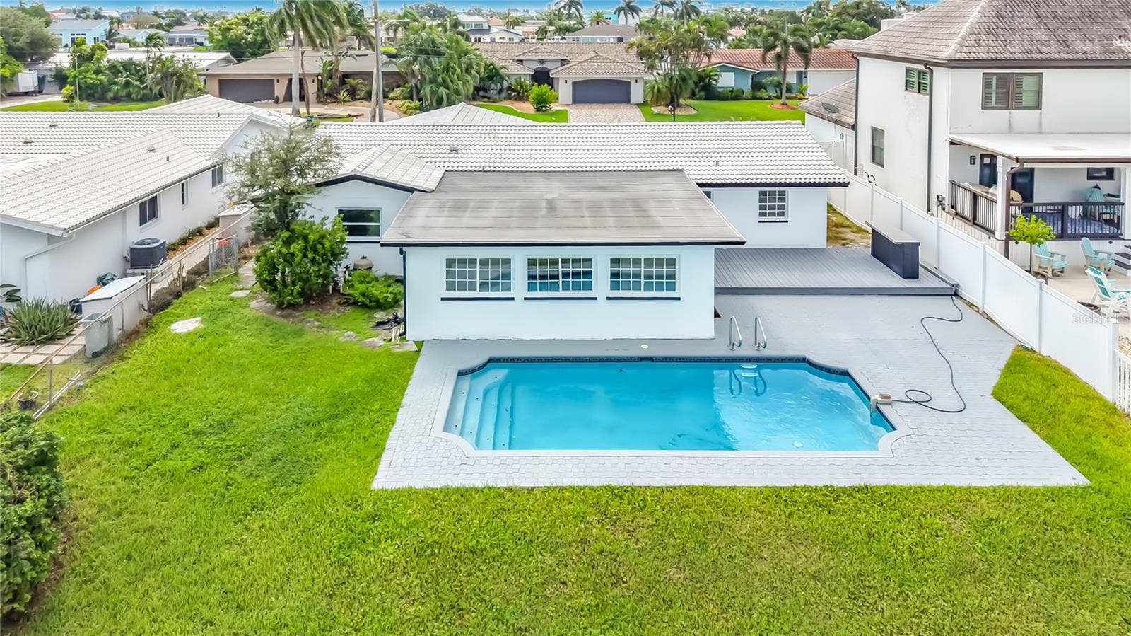 720 CAPRI BOULEVARD, St Petersburg, FL 33706 720 CAPRI BOULEVARD, St Petersburg, FL 33706