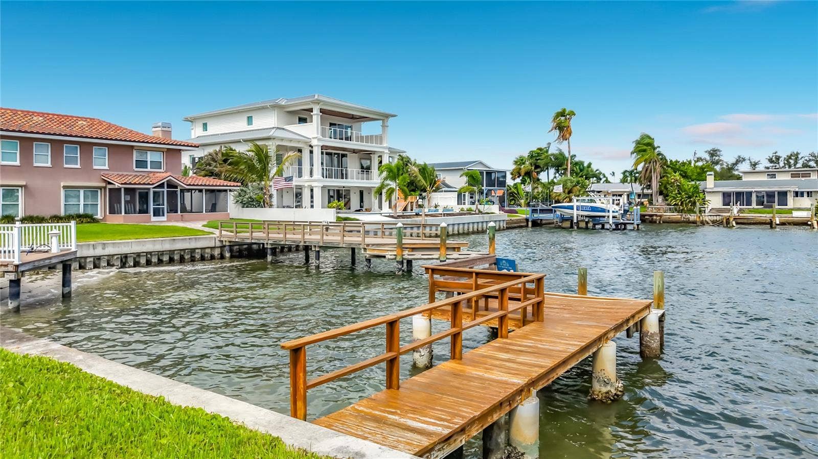 720 CAPRI BOULEVARD, St Petersburg, FL 33706 720 CAPRI BOULEVARD, St Petersburg, FL 33706