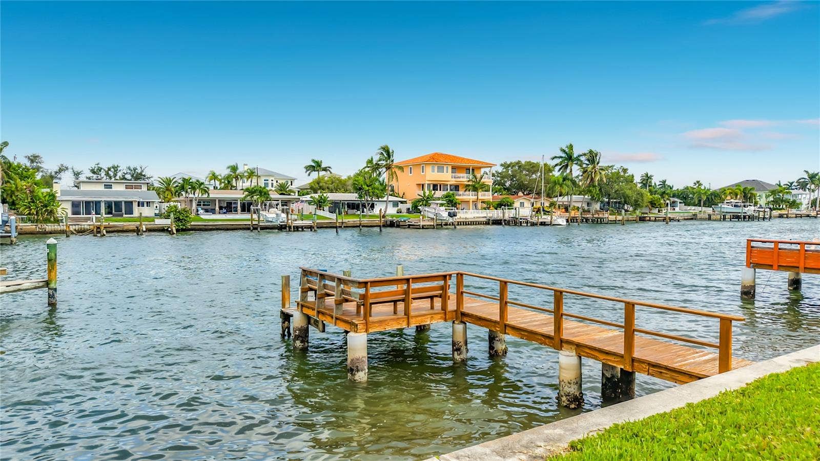 720 CAPRI BOULEVARD, St Petersburg, FL 33706 720 CAPRI BOULEVARD, St Petersburg, FL 33706