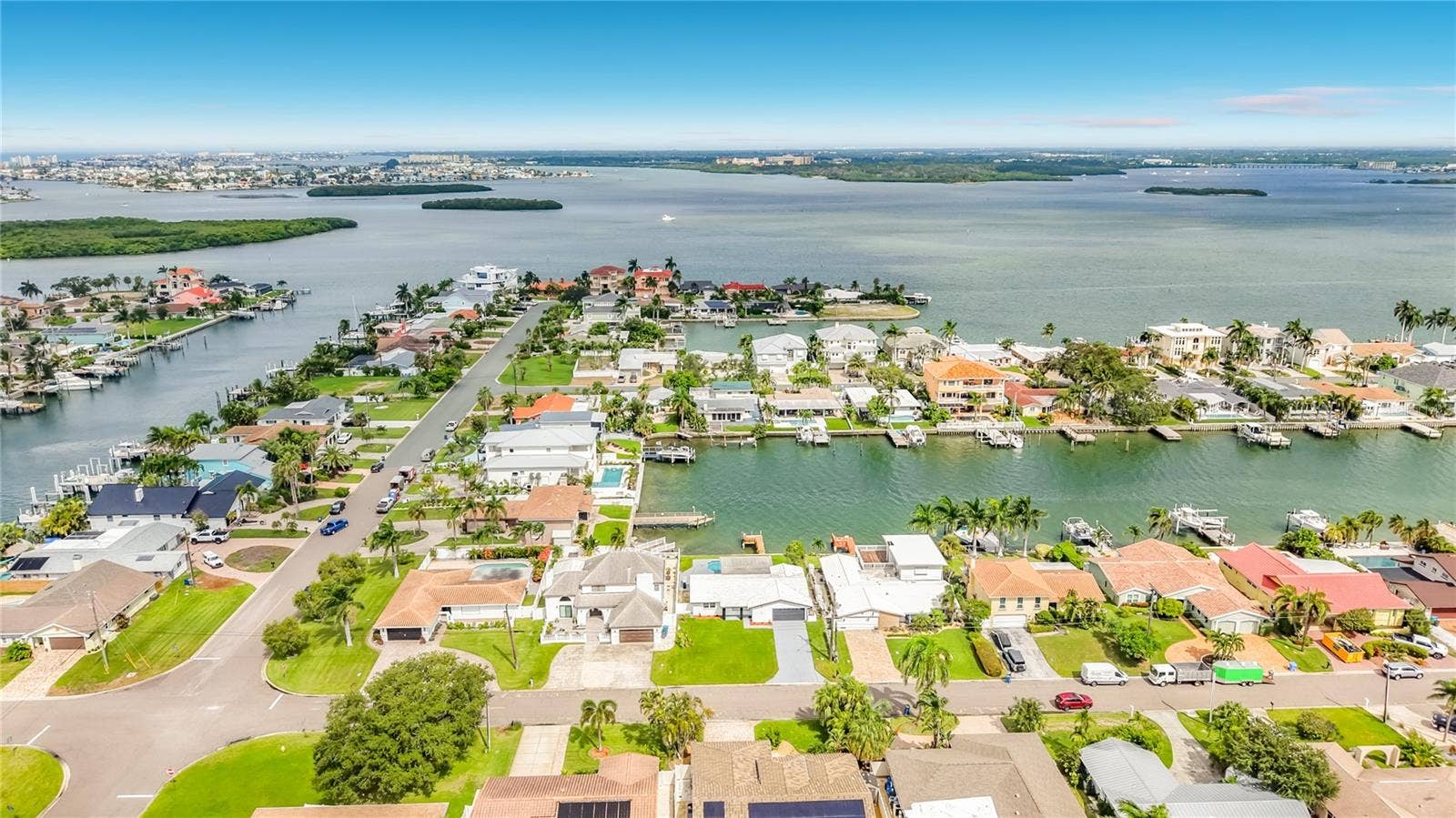 720 CAPRI BOULEVARD, St Petersburg, FL 33706 720 CAPRI BOULEVARD, St Petersburg, FL 33706