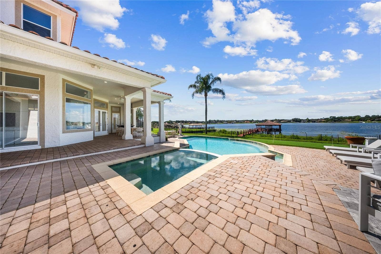 9233 SOUTHERN BREEZE DRIVE, Orlando, FL 32836