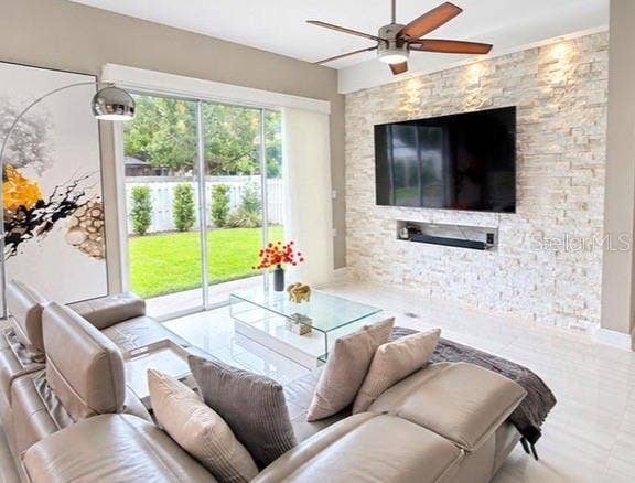 10133 FACET COURT, Orlando, FL 32836 10133 FACET COURT, Orlando, FL 32836
