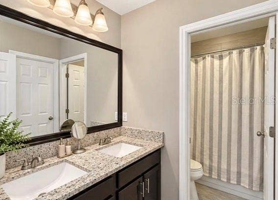 10133 FACET COURT, Orlando, FL 32836 10133 FACET COURT, Orlando, FL 32836
