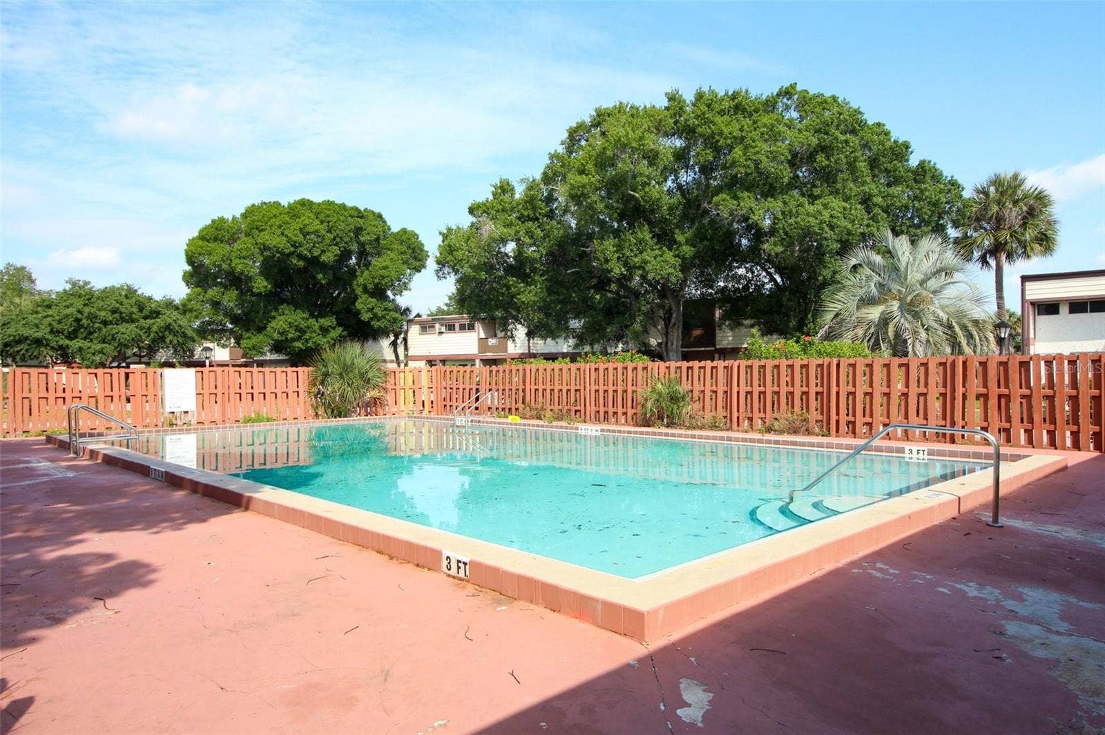 3994 CRAYRICH CIRCLE, #C4, Orlando, FL 32839 community pool