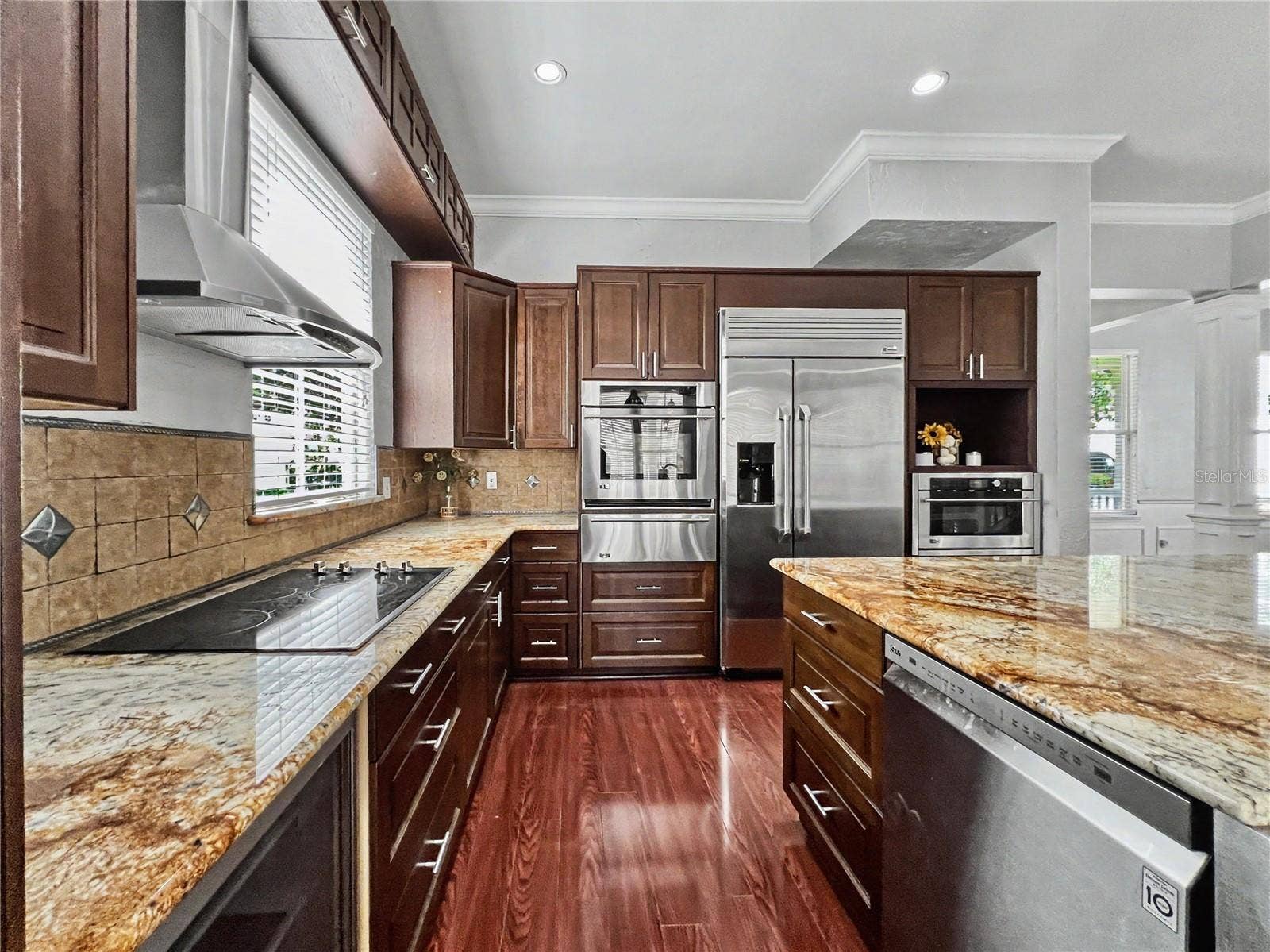 205 N VILLAGE STREET, Celebration, FL 34747 205 N VILLAGE STREET, Celebration, FL 34747