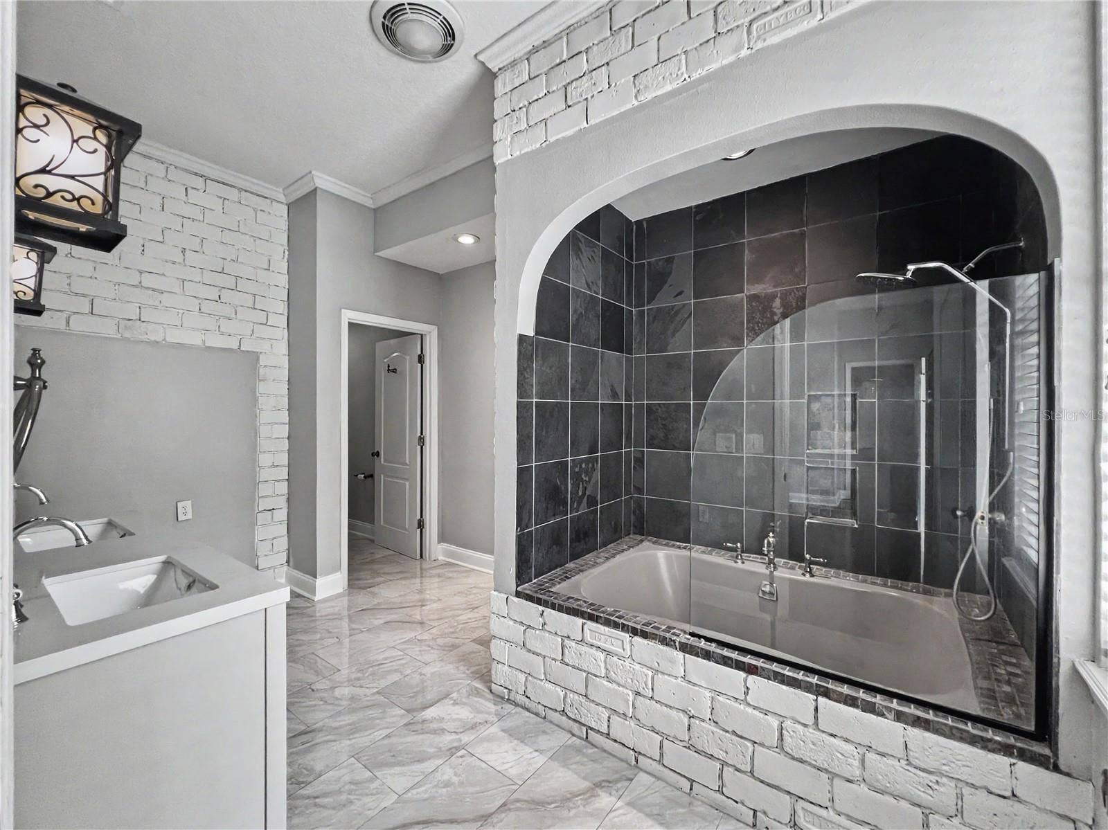 205 N VILLAGE STREET, Celebration, FL 34747 205 N VILLAGE STREET, Celebration, FL 34747
