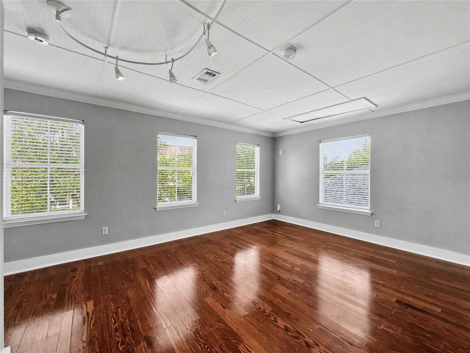 205 N VILLAGE STREET, Celebration, FL 34747 205 N VILLAGE STREET, Celebration, FL 34747