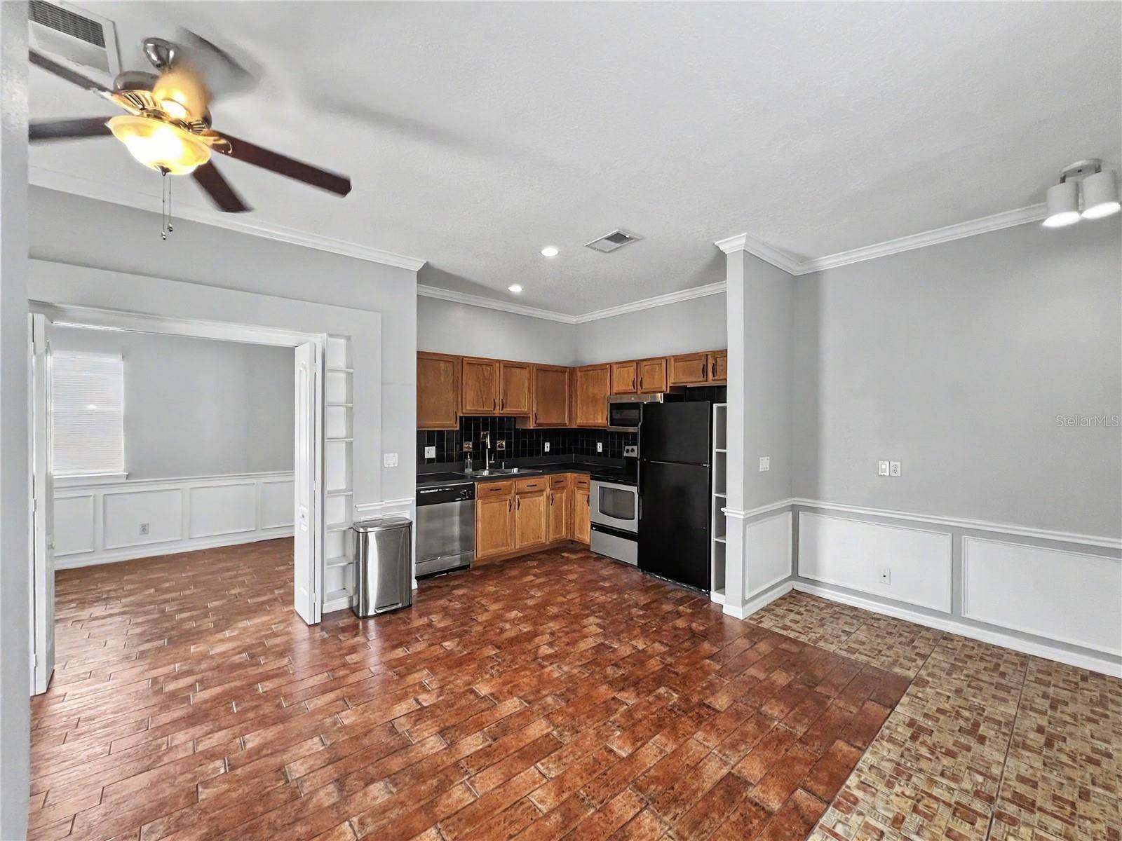 205 N VILLAGE STREET, Celebration, FL 34747 205 N VILLAGE STREET, Celebration, FL 34747