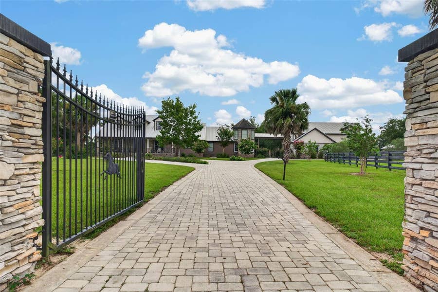 Property photo for 13342 W LAKE YALE ROAD, Umatilla, FL