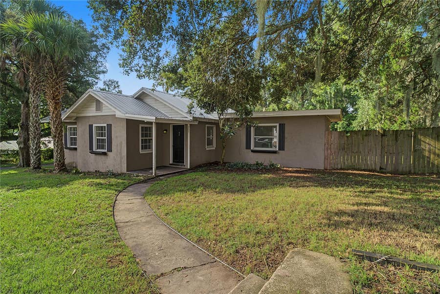 Property photo for 205 E FOUNTAIN STREET, Fruitland Park, FL