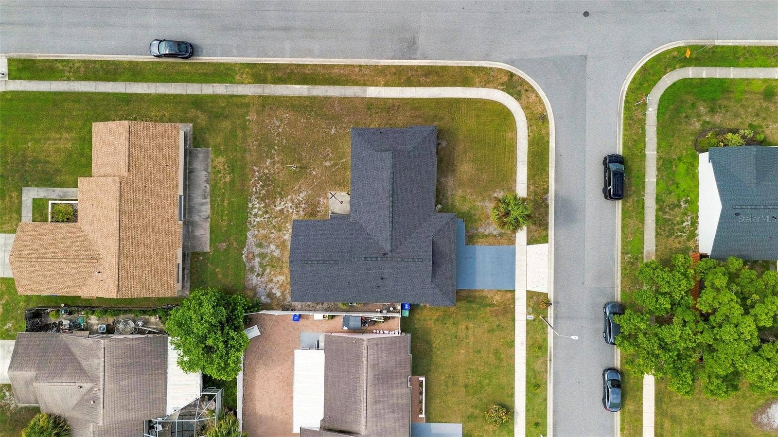 10500 RAMBLEWOOD ROAD, Orlando, FL 32837 10500 RAMBLEWOOD ROAD, Orlando, FL 32837