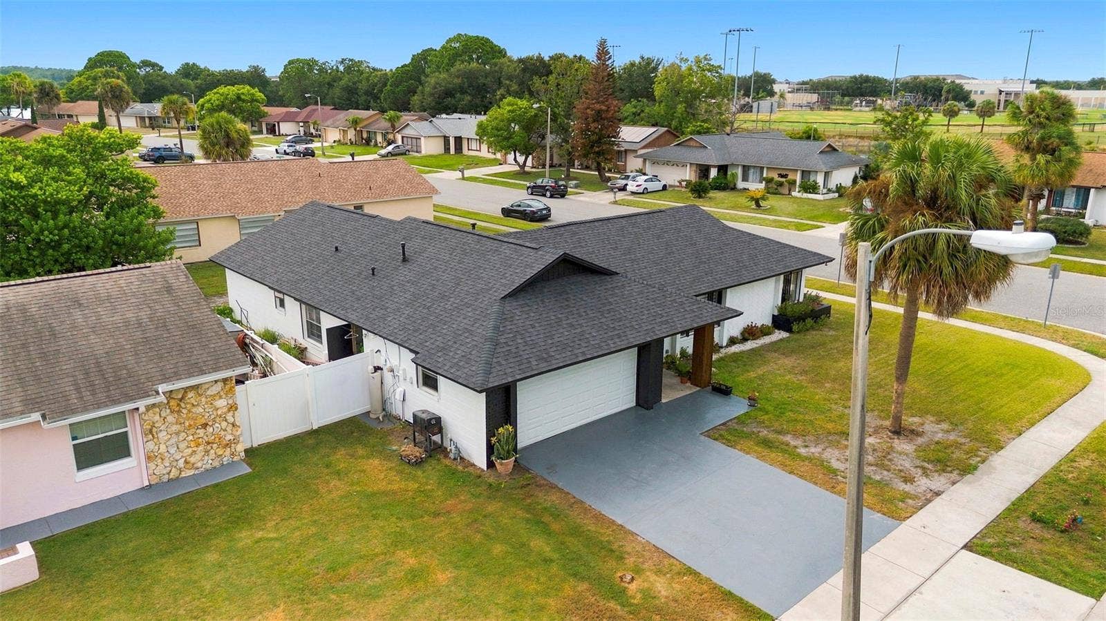 10500 RAMBLEWOOD ROAD, Orlando, FL 32837 10500 RAMBLEWOOD ROAD, Orlando, FL 32837
