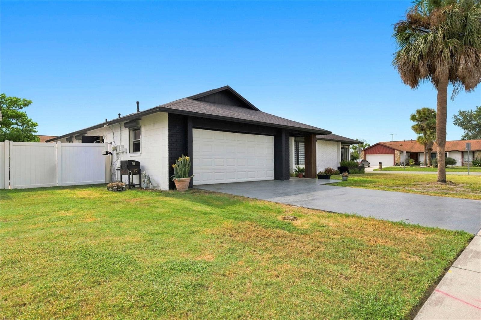 10500 RAMBLEWOOD ROAD, Orlando, FL 32837 10500 RAMBLEWOOD ROAD, Orlando, FL 32837