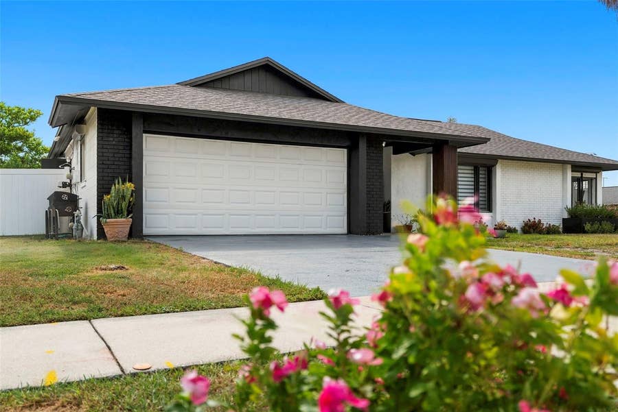 Property photo for 10500 RAMBLEWOOD ROAD, Orlando, FL