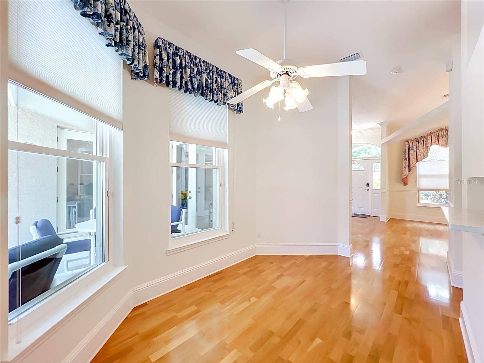 2667 COCHISE TRAIL, Winter Park, FL 32789 BREAKFAST NOOK W VIEW OF POOL LANAI