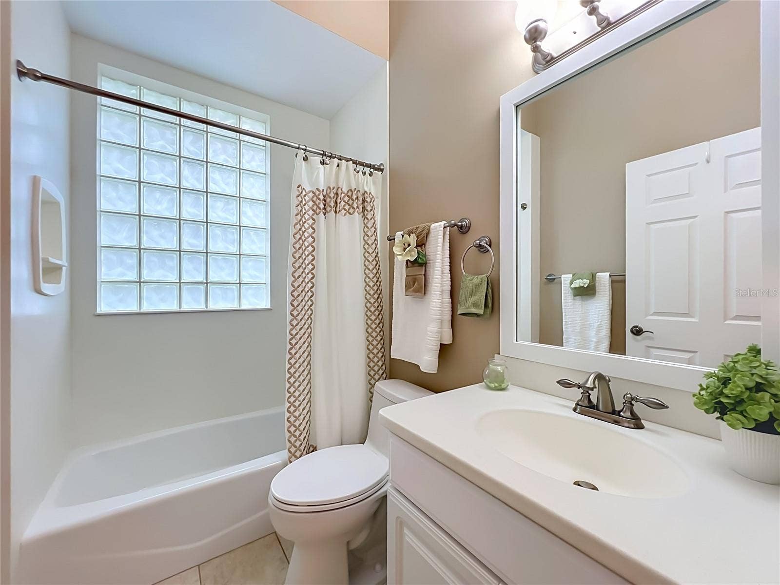2667 COCHISE TRAIL, Winter Park, FL 32789 2667 COCHISE TRAIL, Winter Park, FL 32789