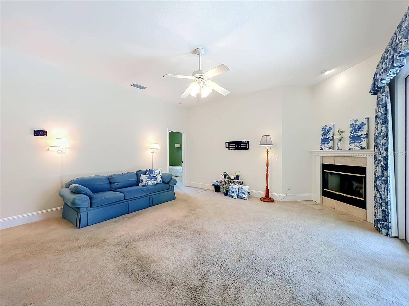 2667 COCHISE TRAIL, Winter Park, FL 32789 WOOD BURNING FIREPLACE