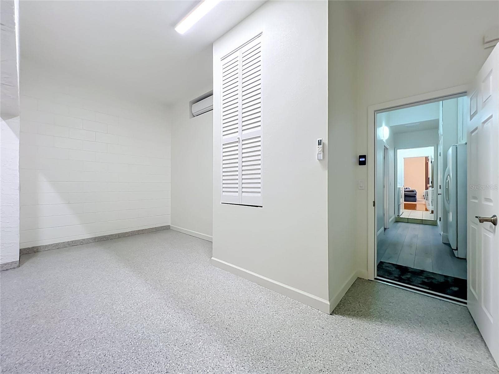 2667 COCHISE TRAIL, Winter Park, FL 32789 HAS A MINI SPLIT AC FOR GARAGE