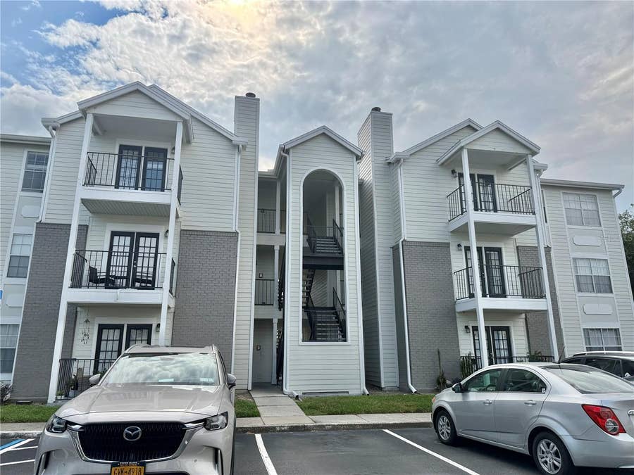 Property photo for 2550 N ALAFAYA TRAIL, #3304, Orlando, FL