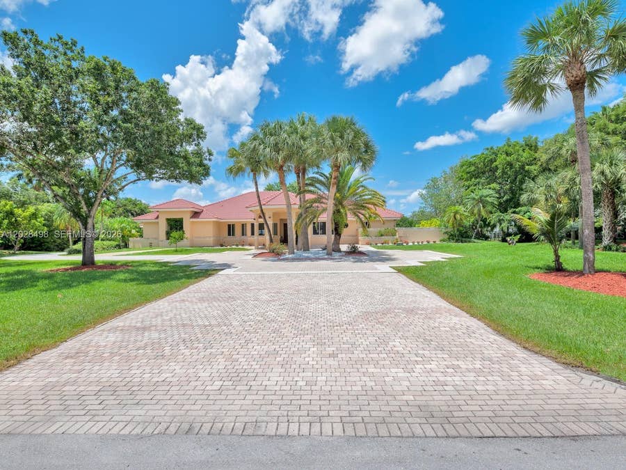 Property photo for 2710 WALKERS WAY, Weston, FL