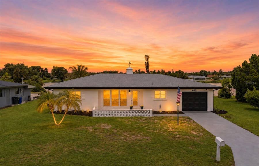 Property photo for 412 W SHADE DRIVE, Venice, FL