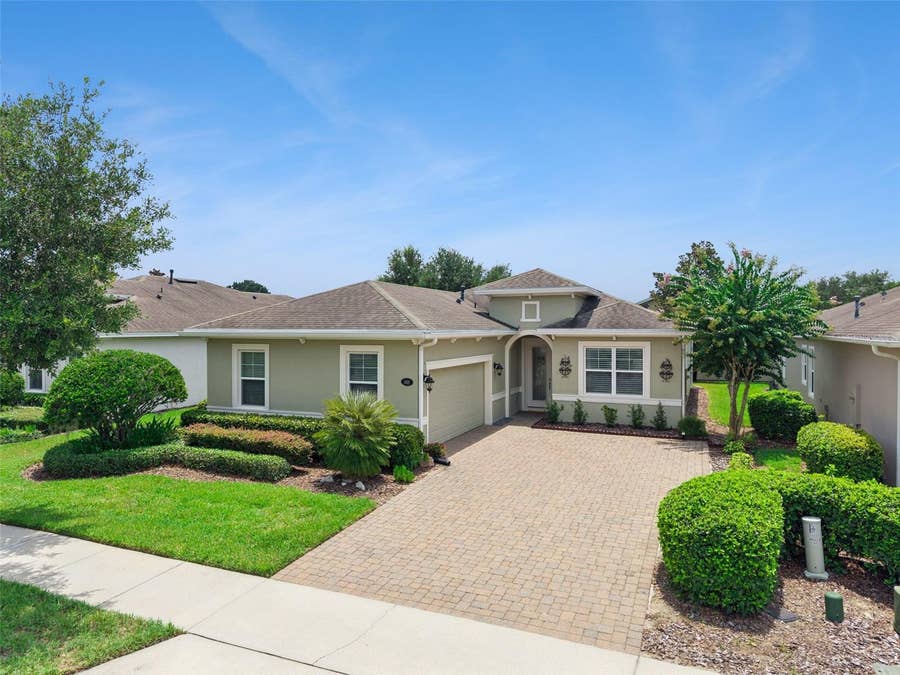 Property photo for 1121 GARDENSHIRE LANE, Deland, FL