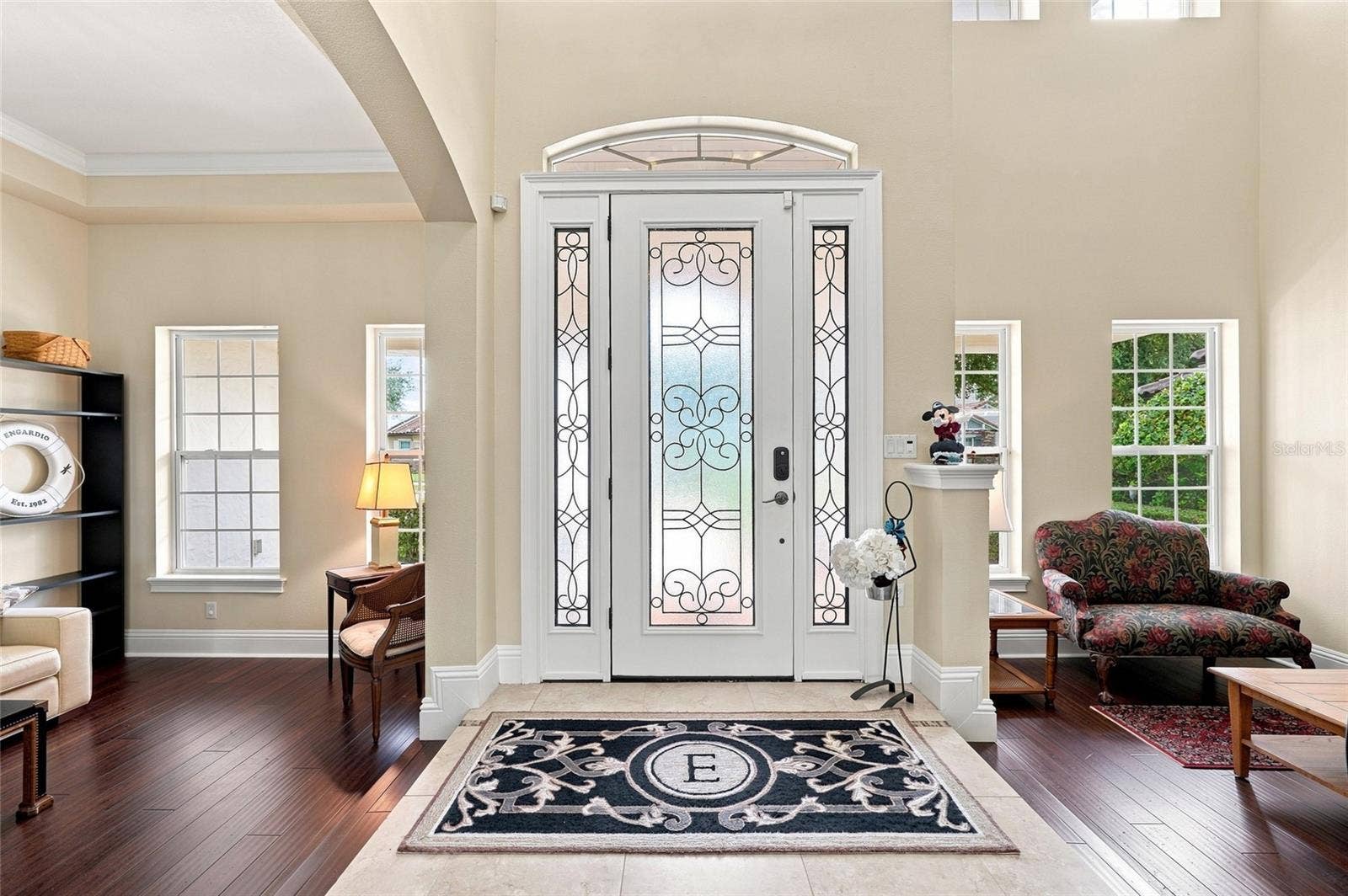 7301 WILD BLACKBERRY TRAIL, Winter Garden, FL 34787 Classic entry. Formal dining & Living areas