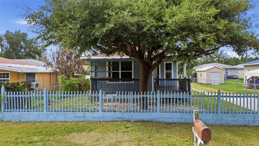 Property photo for 38407 LOWELL HARRIS WAY, Dade City, FL