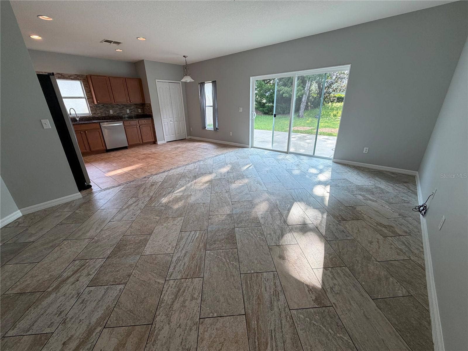 115 GLADESDOWN COURT, Deland, FL 32724