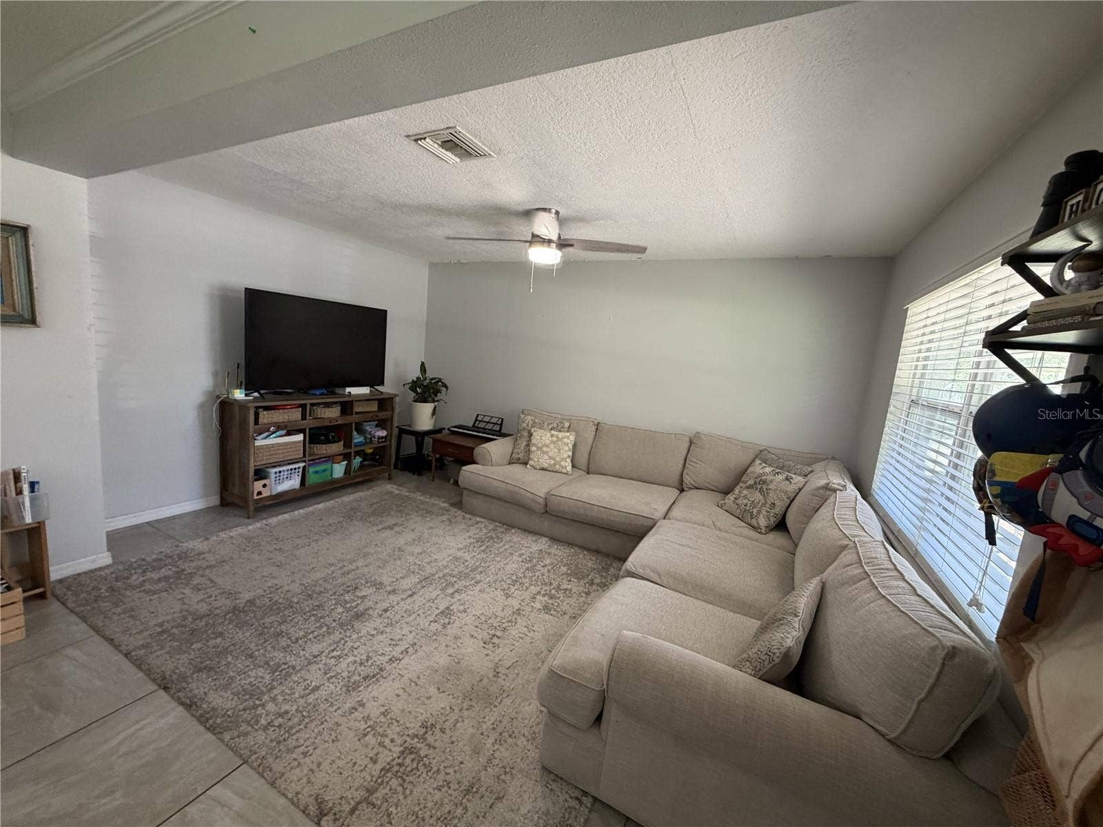 4180 POINSETTIA AVENUE, Mount Dora, FL 32757 4180 POINSETTIA AVENUE, Mount Dora, FL 32757