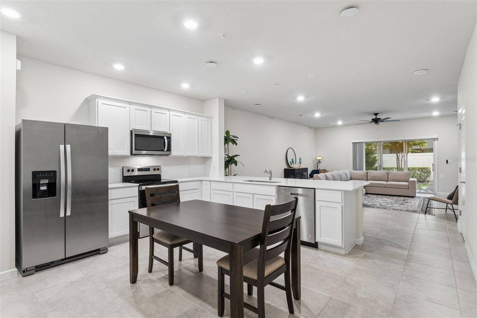 2017 CANNY COVE, Winter Park, FL 32792 Kitchen from entry view
