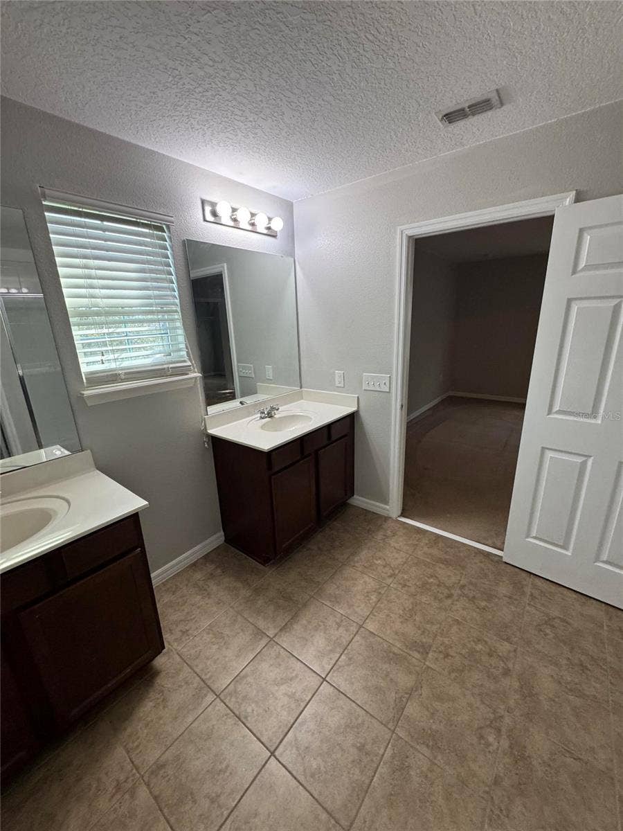 11938 SILVERLAKE PARK DRIVE, Windermere, FL 34786