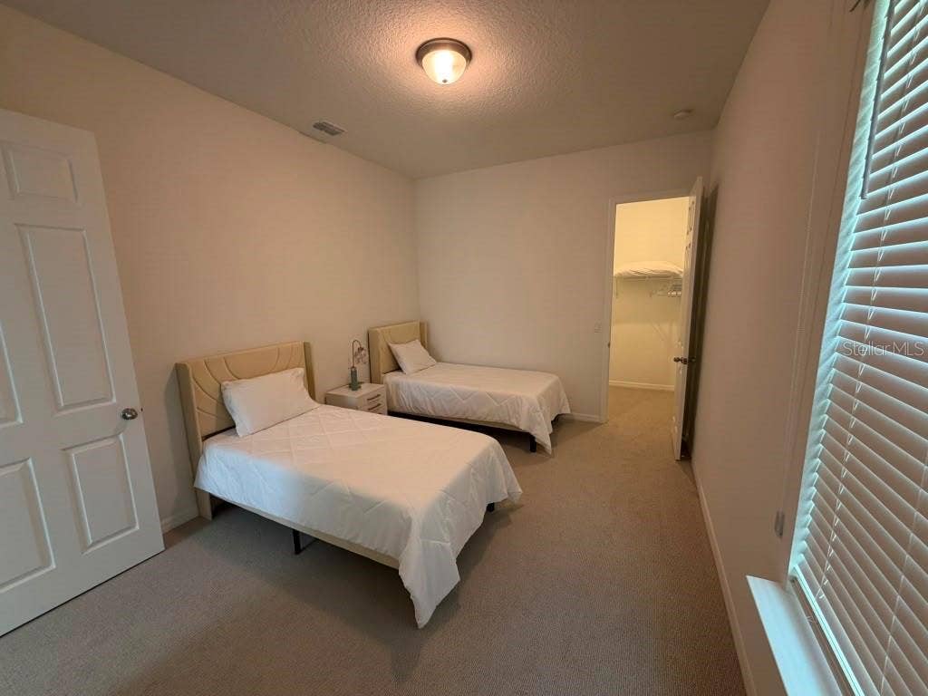 16091 SILVER BROOK WAY, Winter Garden, FL 34787 16091 SILVER BROOK WAY, Winter Garden, FL 34787