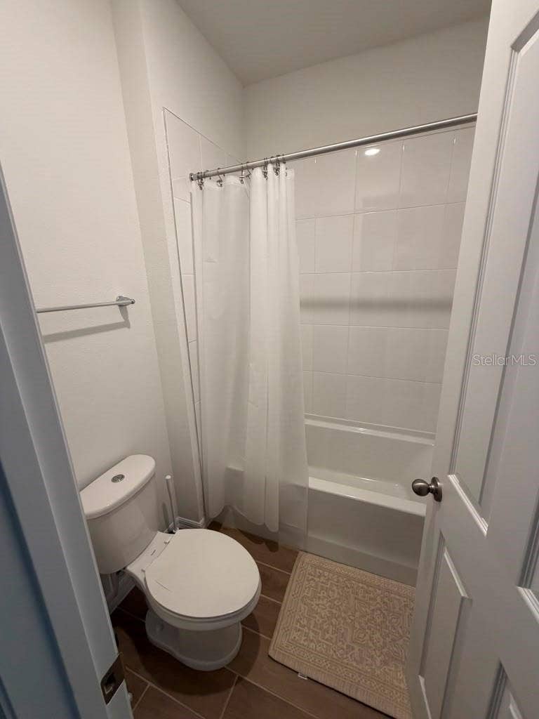 16091 SILVER BROOK WAY, Winter Garden, FL 34787 16091 SILVER BROOK WAY, Winter Garden, FL 34787