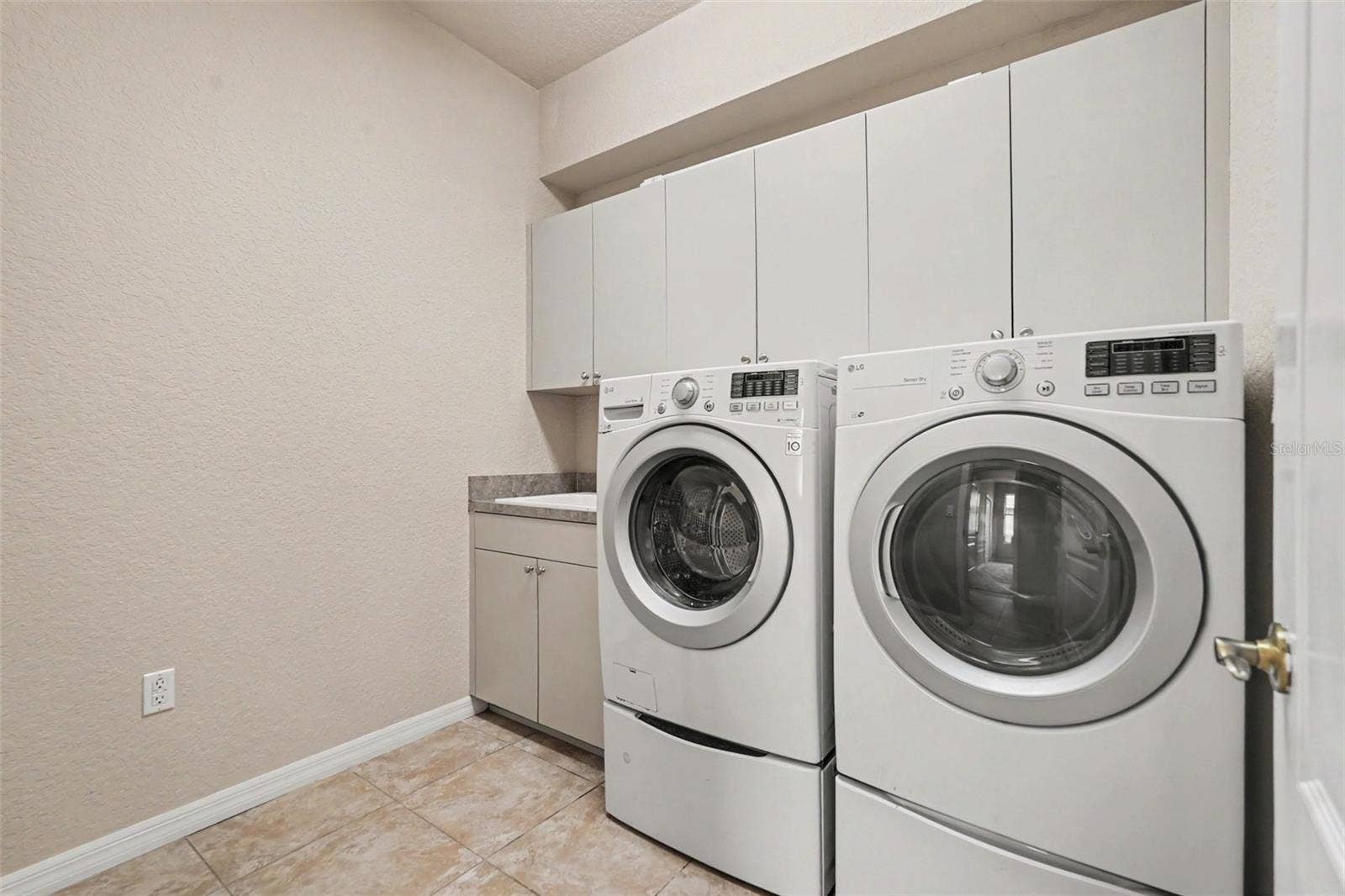 5020 GEVALIA DRIVE, Brooksville, FL 34604 5020 GEVALIA DRIVE, Brooksville, FL 34604
