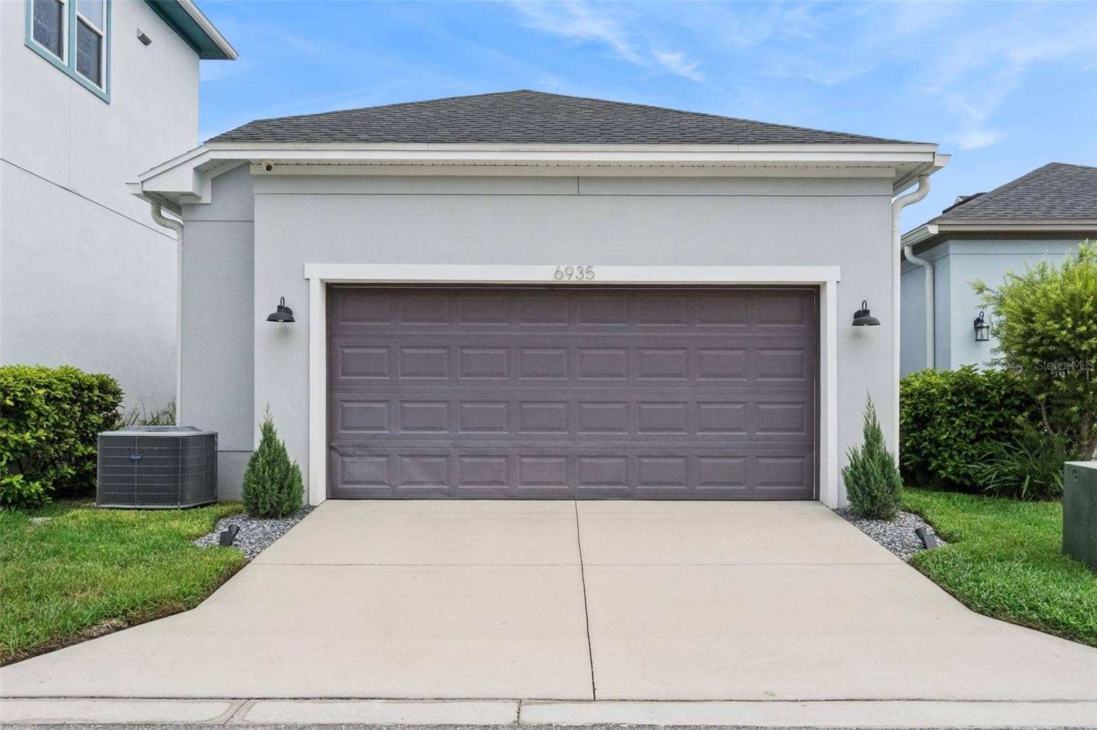 6935 HIGGS ALLEY, Orlando, FL 32827 Garage