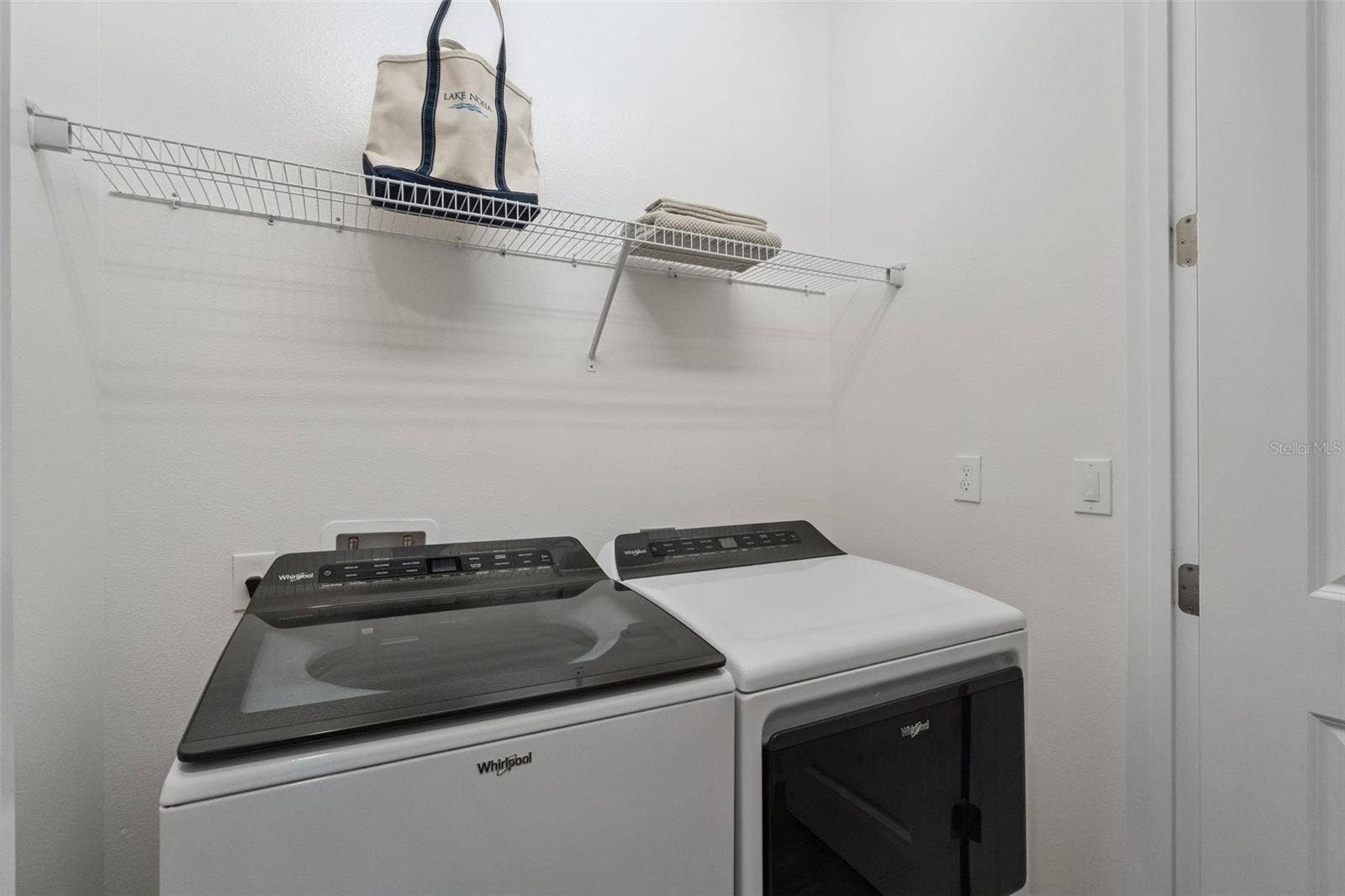 6935 HIGGS ALLEY, Orlando, FL 32827 Laundry Closet