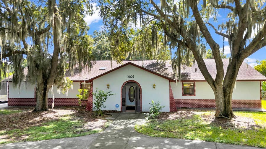 Property photo for 2805 LAKE TOHOPEKALIGA BOULEVARD, Kissimmee, FL