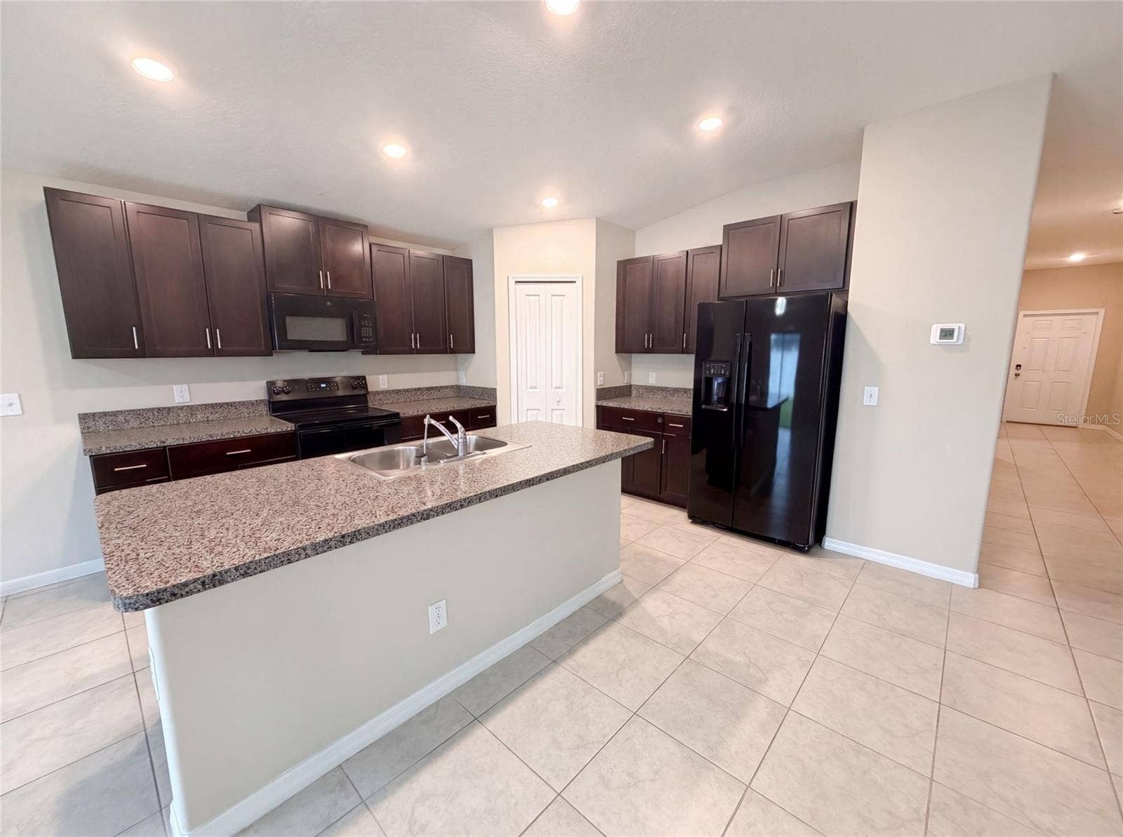 39693 HARVEST CREEK LANE, Zephyrhills, FL 33540
