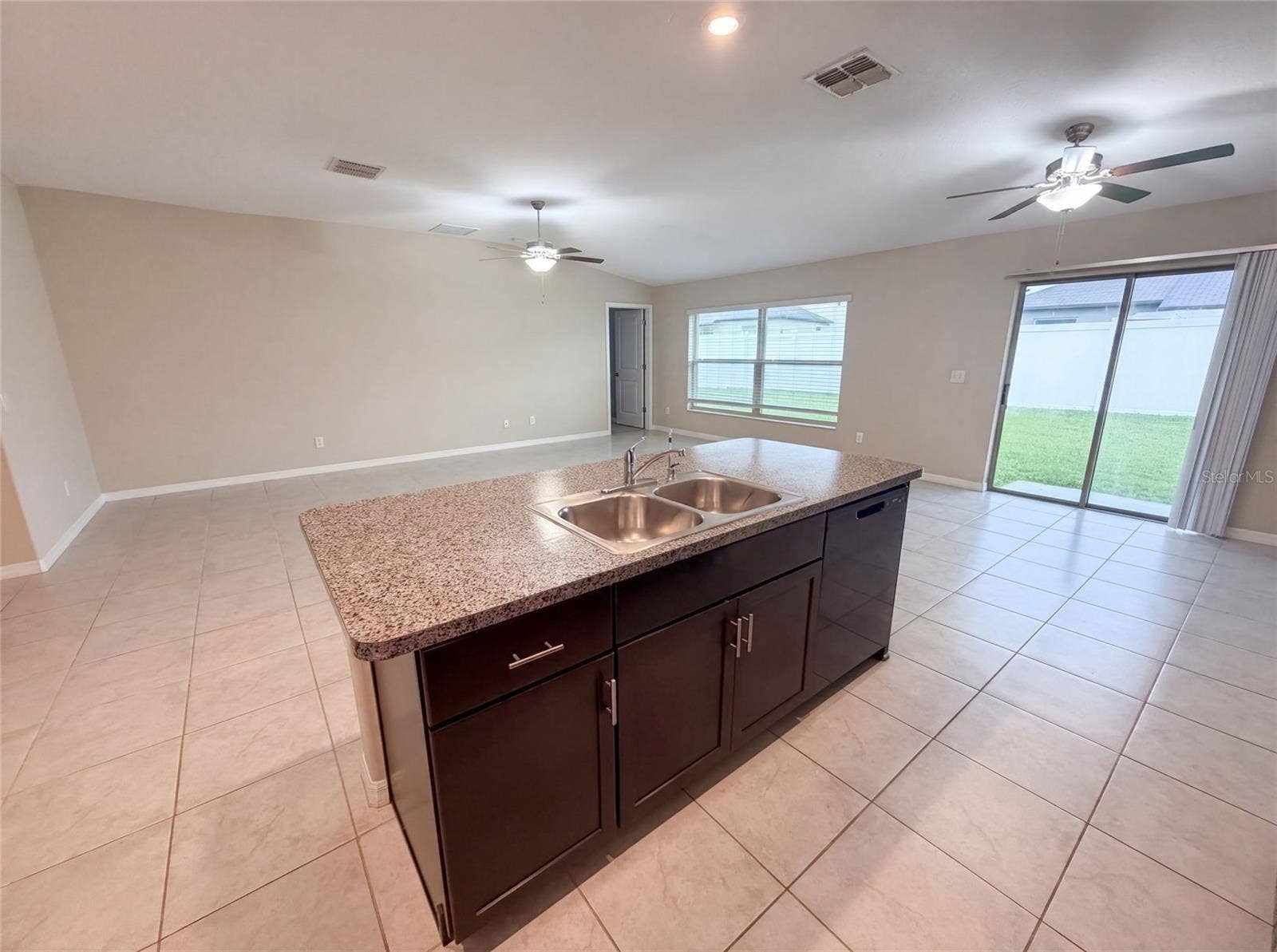 39693 HARVEST CREEK LANE, Zephyrhills, FL 33540