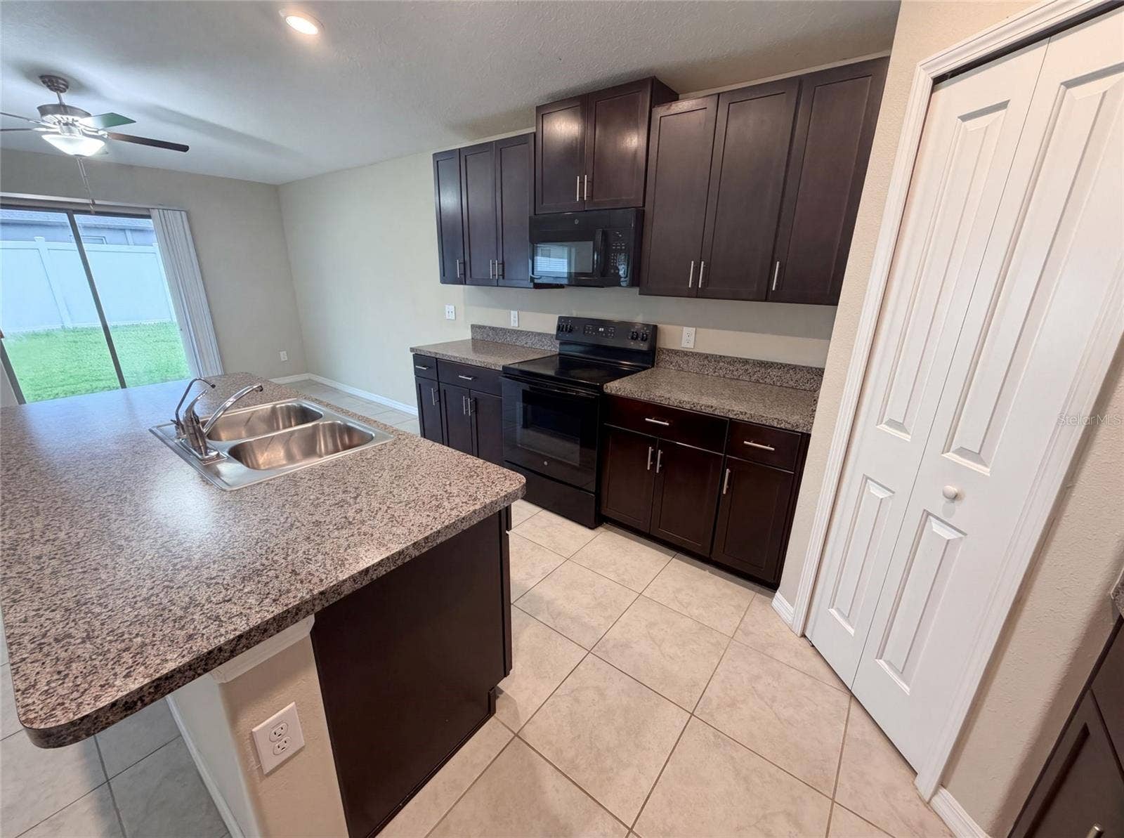 39693 HARVEST CREEK LANE, Zephyrhills, FL 33540