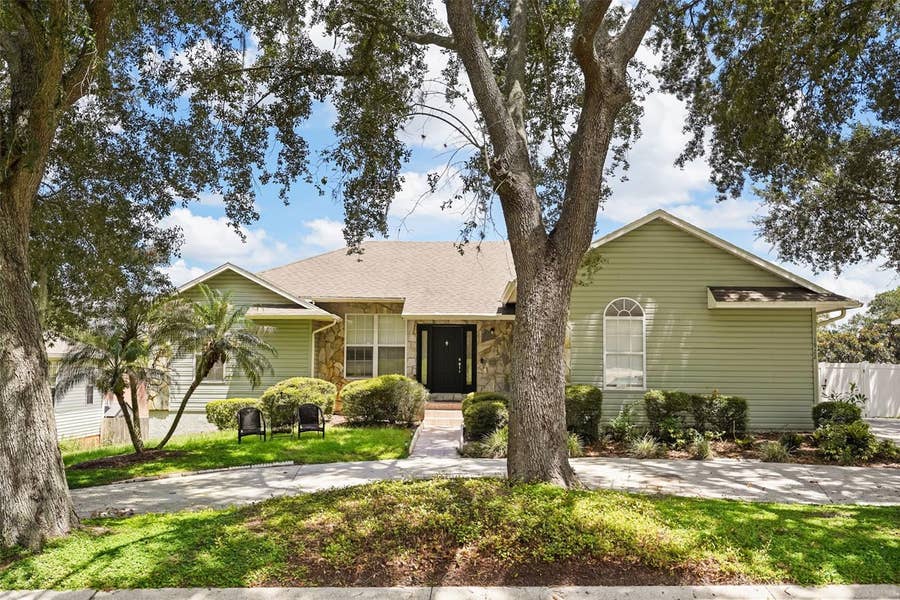 Property photo for 1922 MATTHEW COURT, Lakeland, FL