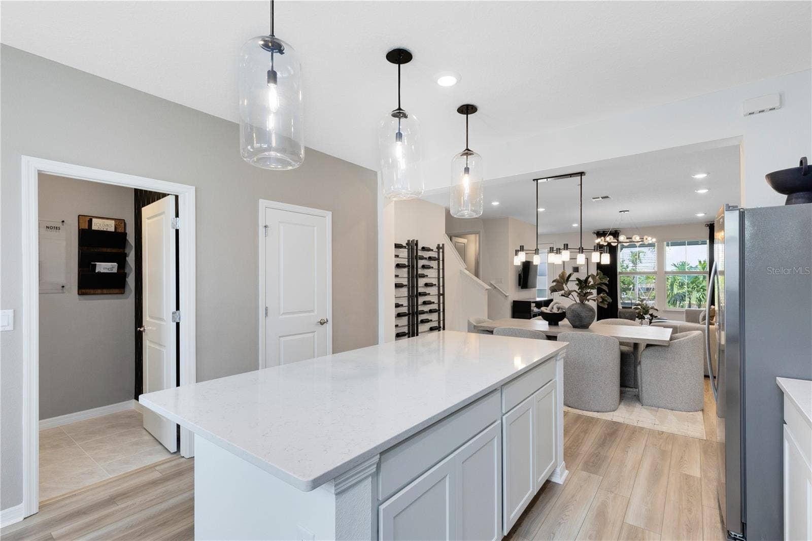 4580 ORCHARD VIEW ALLEY, Clermont, FL 34714 Model Home Design Only. Pictures and furnishings are for illustrative purposes only. Elevations, colors and options may vary. Furniture is for model home staging only.