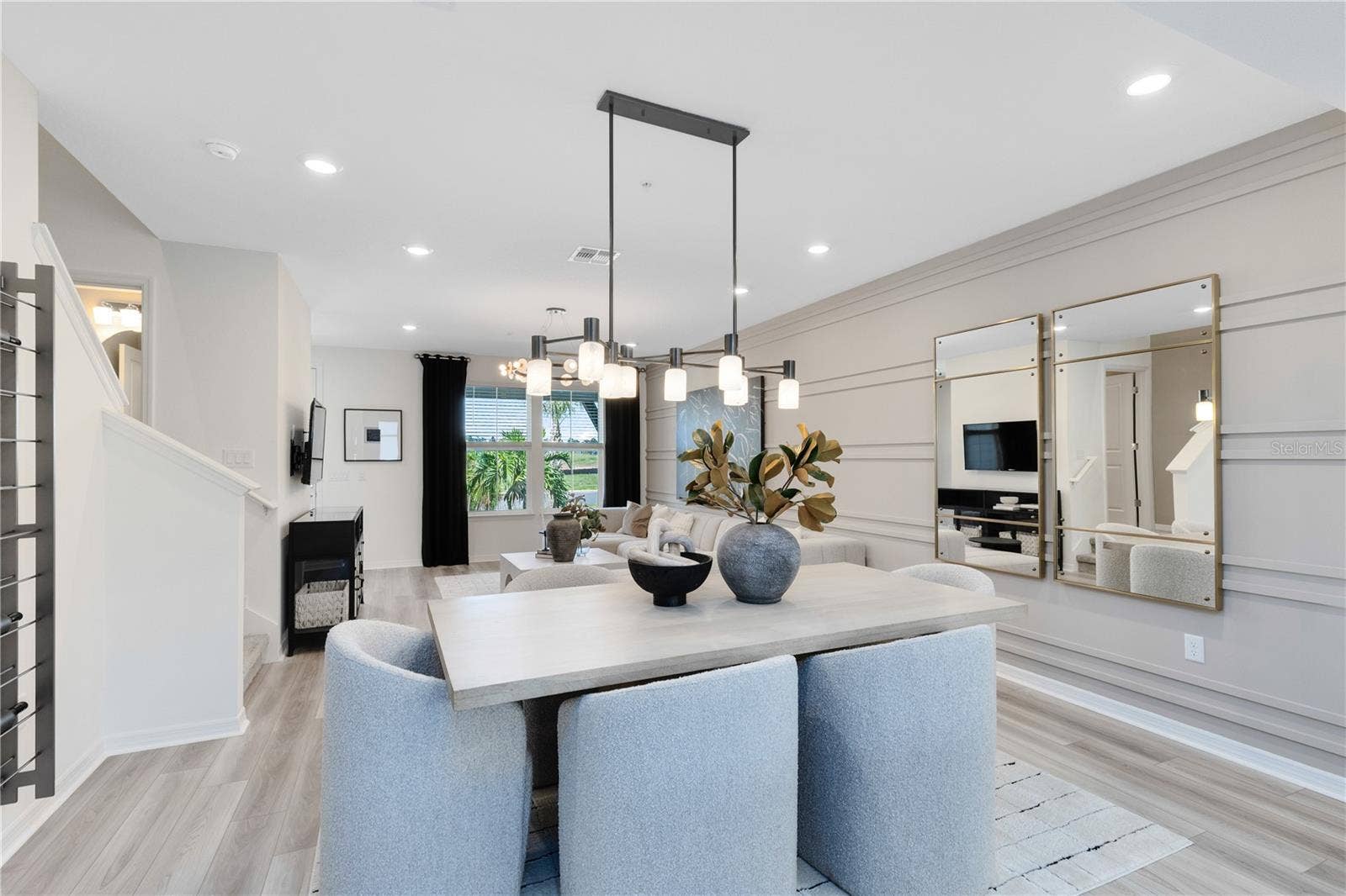 4580 ORCHARD VIEW ALLEY, Clermont, FL 34714 Model Home Design Only. Pictures and furnishings are for illustrative purposes only. Elevations, colors and options may vary. Furniture is for model home staging only.