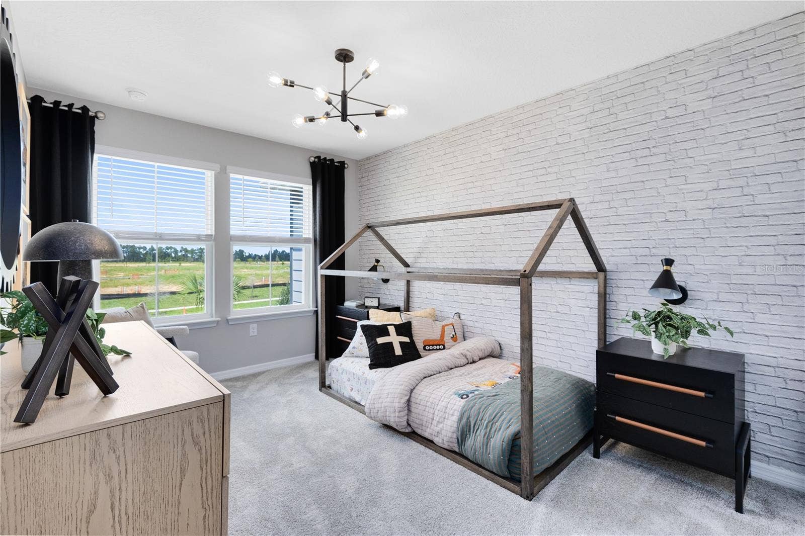 4580 ORCHARD VIEW ALLEY, Clermont, FL 34714 Model Home Design Only. Pictures and furnishings are for illustrative purposes only. Elevations, colors and options may vary. Furniture is for model home staging only.