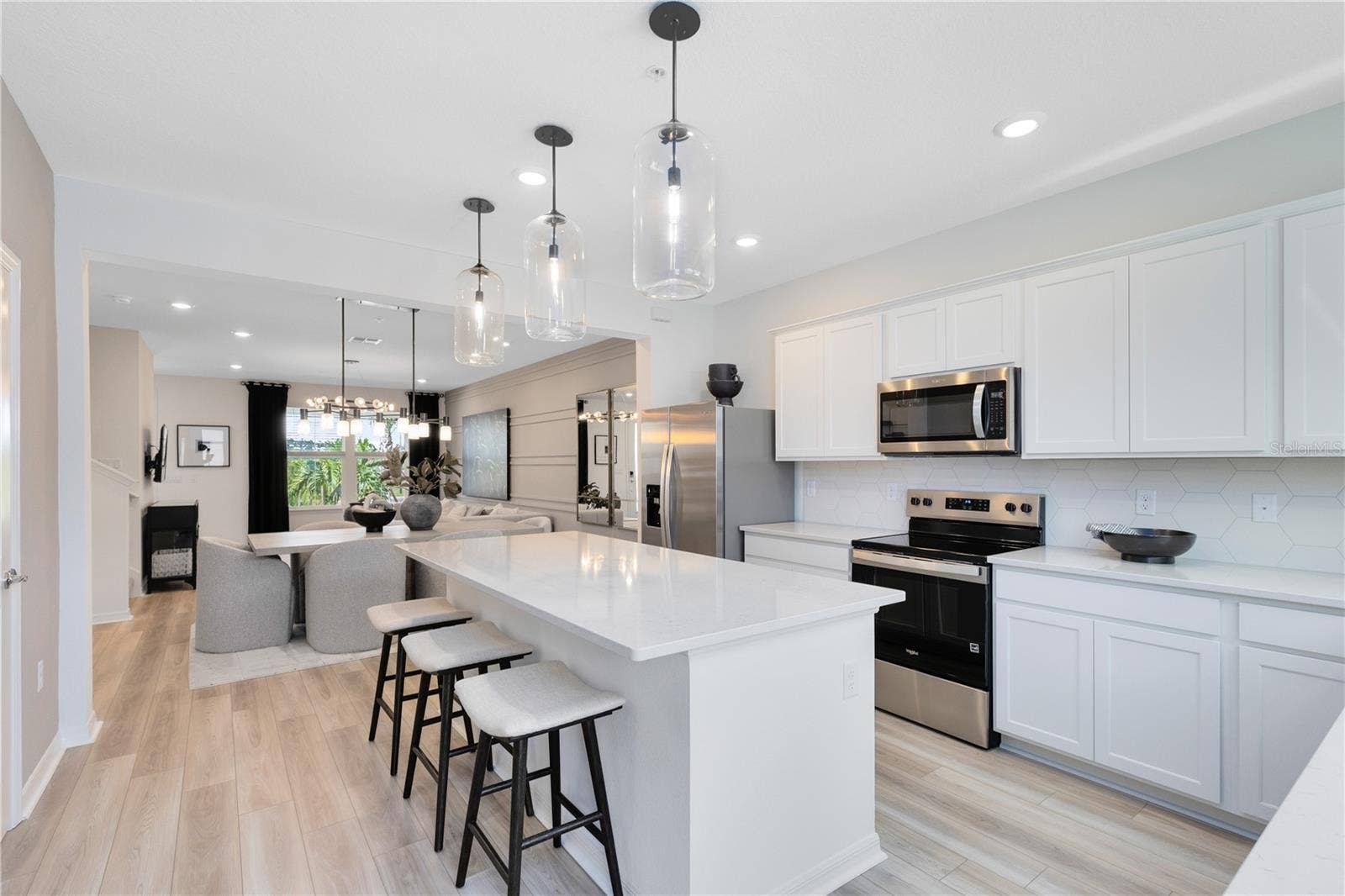 4580 ORCHARD VIEW ALLEY, Clermont, FL 34714 Model Home Design Only. Pictures and furnishings are for illustrative purposes only. Elevations, colors and options may vary. Furniture is for model home staging only.