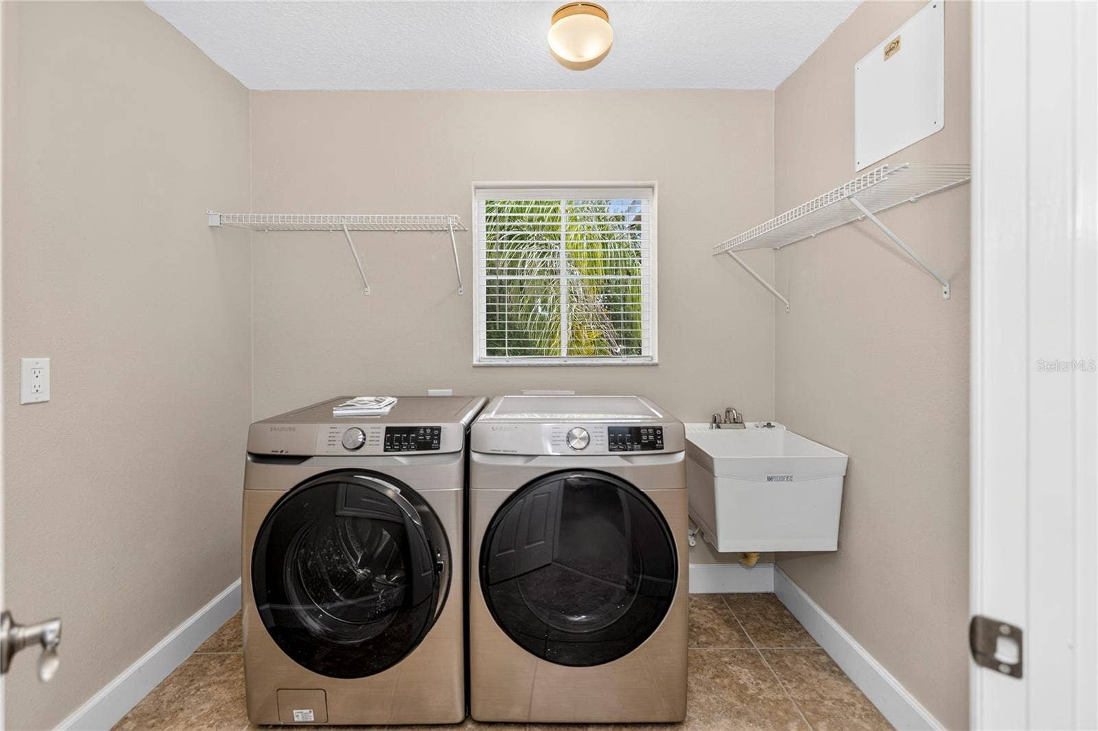 5890 ANSLEY WAY, Mount Dora, FL 32757